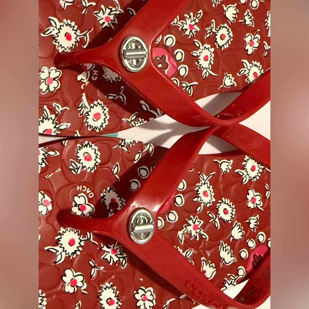 Coach Abbigail Red Floral Flip Flops sz 7-8 - Picture 4 of 11